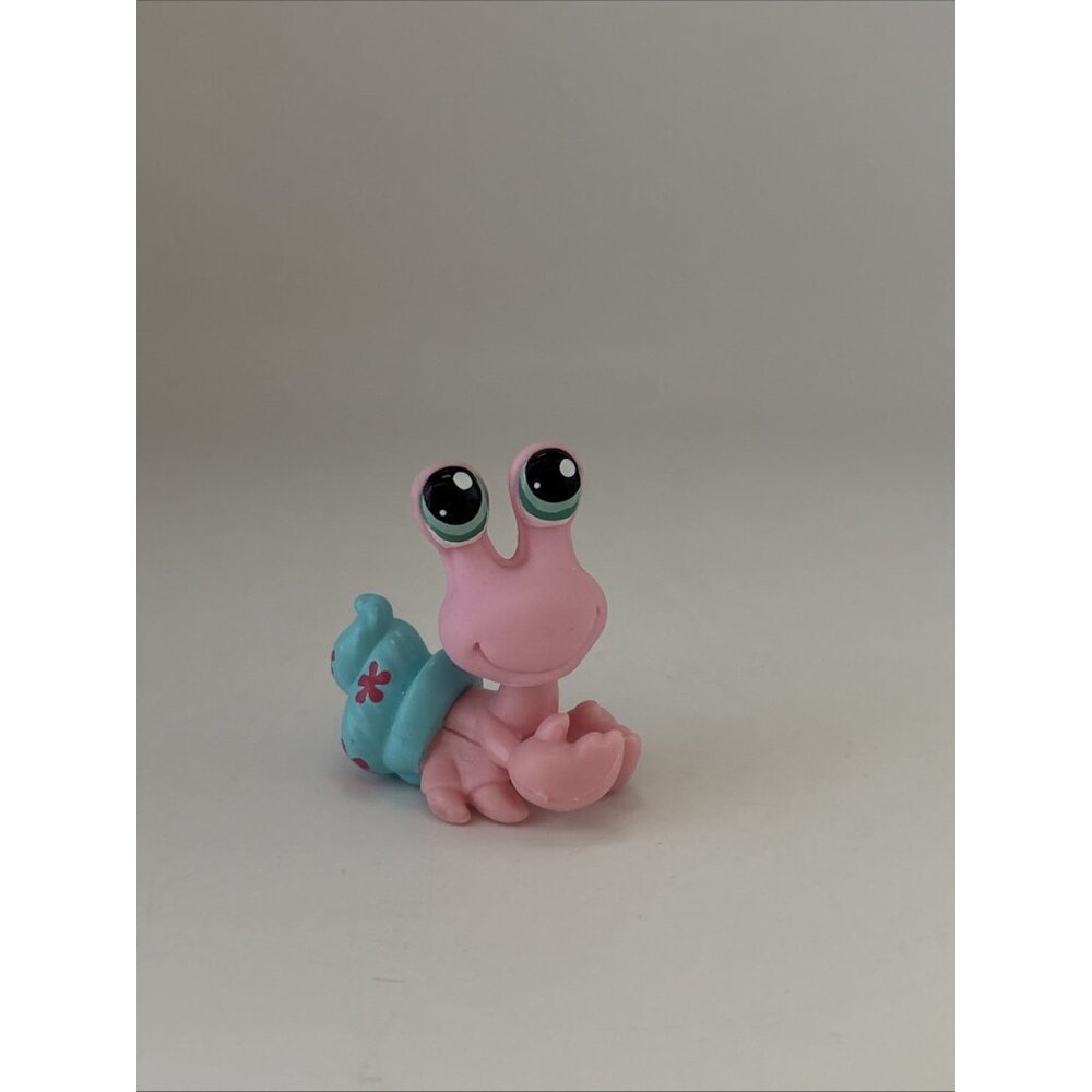 Authentic Littlest Pet Shop LPS #2381 Toys R Us Exclusive Hermit Crab Blythe Pet